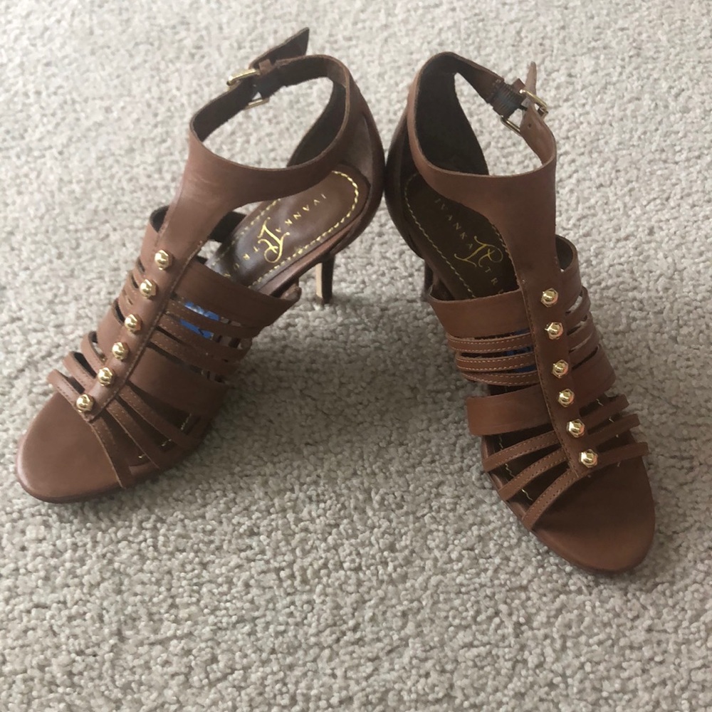 Womens Ivanka Trump Pettea heels size 6.5